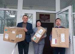 Вместо трат на юбилей своего медучреждения барнаульцы купили аппарат УЗИ для больницы Славяносербска ЛНР 