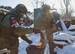 В Луганске военная полиция задержала подозреваемого в связях с ВСУ во время проверки документов