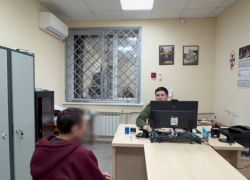 Житель ЛНР убил мать, бросил тело в выгребную яму и полгода прятался в землянках