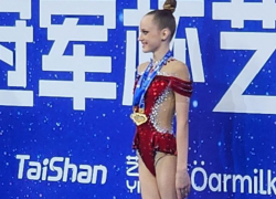 Блестящий триумф: гимнастка из Луганска завоевала четыре золотые медали в Китае