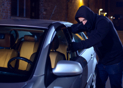 24-летнего угонщика автомобиля из Алчевска ЛНР задержали правоохранители