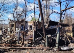 ВСУ атаковали Первомайск ЛНР: пострадали люди, повреждены жилые дома