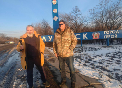 Известный военный эксперт из США Скотт Риттер впервые приехал в Луганск