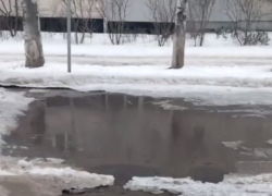 Луганчанин показал лужи размером с озера и примыкающую «реку», видео