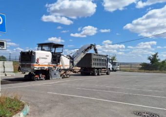 В Изварино ЛНР начался капитальный ремонт дороги