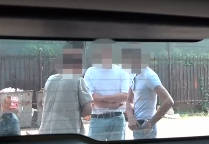 Обещали связи в ФСБ: в Луганске поймали аферистов, обманувших горожан на 600 тысяч рублей