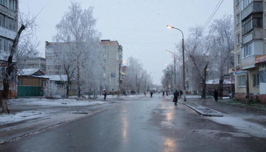 Зима в Луганске стартует с гололеда, изморози и небольшого плюса
