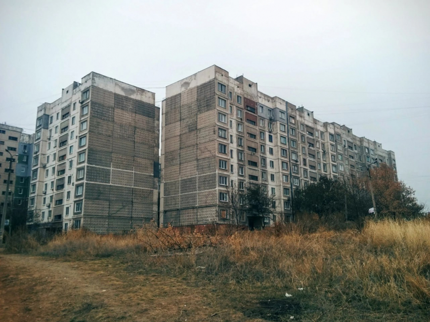 В ЛНР планируют национализировать жилье, брошенное хозяевами