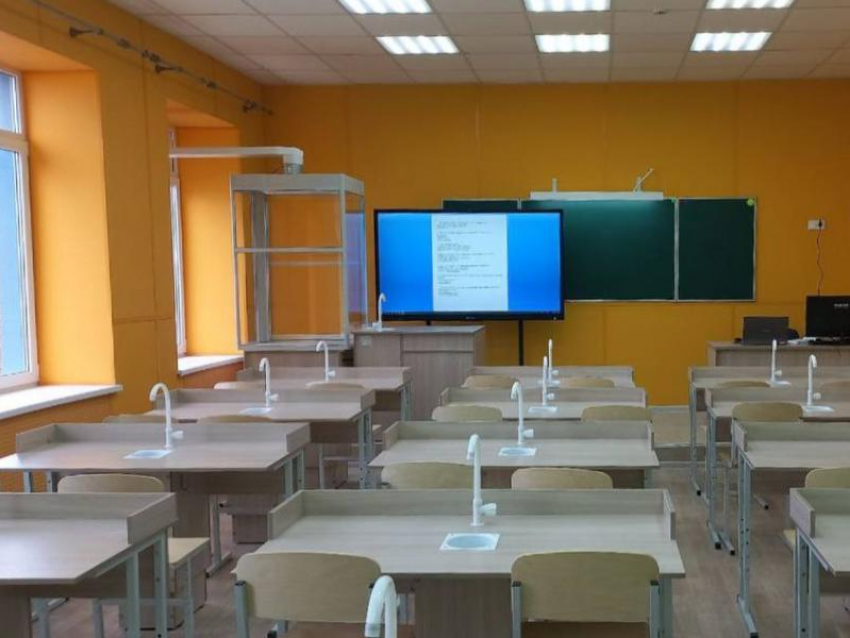 В ЛНР модернизируют образовательные учреждения: от кабинетов до столовых