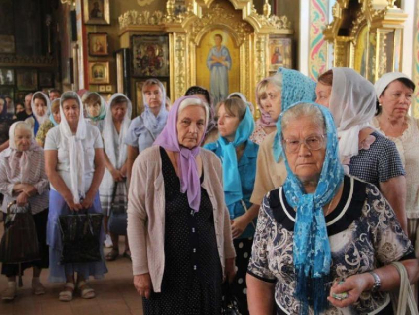 Правила безопасности во время Рождественских богослужений рассказали в МЧС ЛНР 