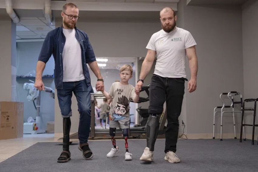 «Ключ в новую жизнь»: как протезисты спасали пациентов в ЛНР после тяжелых ранений