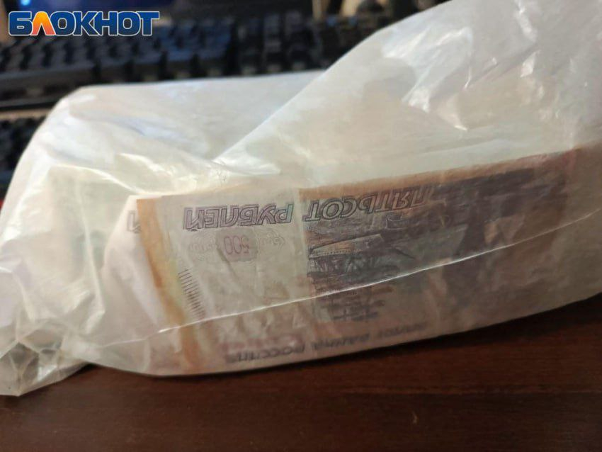 В ЛНР сотрудник больницы получал взятки, помогая «выигрывать» тендеры на госзакупки