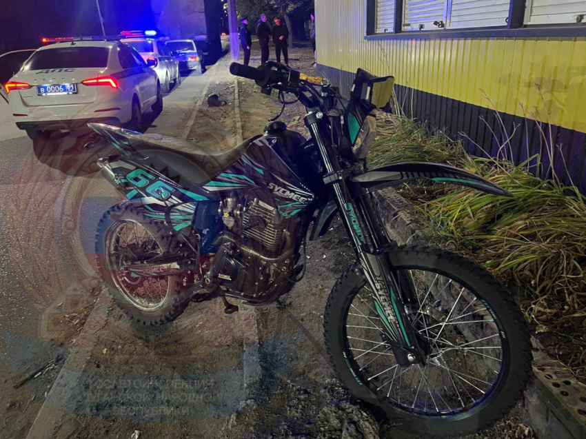 Луганские полицейские ищут сбежавшего с места ДТП мотоциклиста