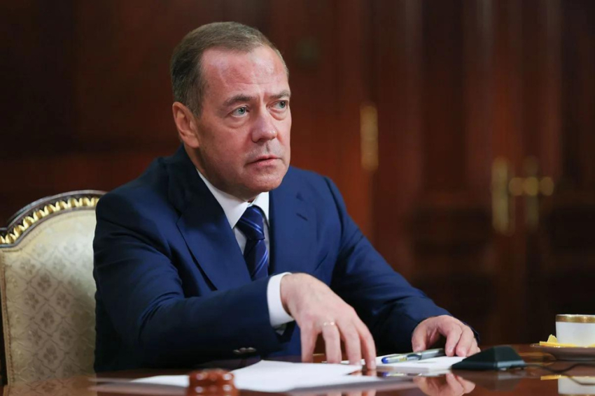 Дмитрий Медведев рассказал о работе над едиными стандартами для беспилотных систем