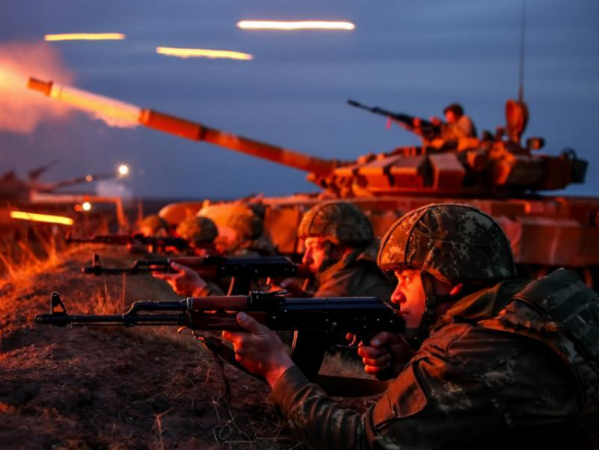 Сводка СВО к 17 апреля: рой беспилотников и град ракет накрыл Украину, роботы в боях за Лиман и освобождение под Славянском