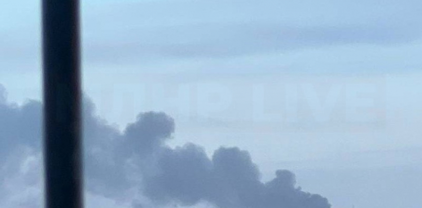 Ранним утром в Луганске раздались взрывы, есть задымление