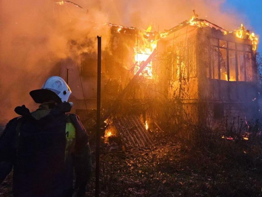 Три пожара за день: чем закончился напряженный дежурный цикл в ЛНР