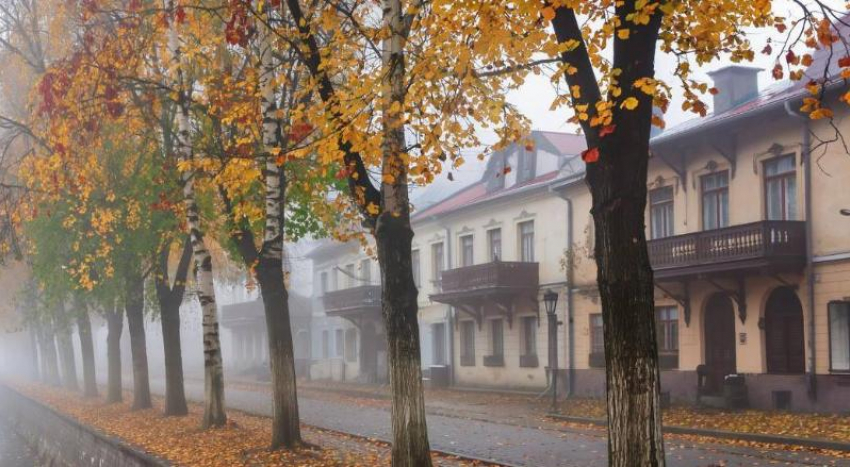Туман и дождь обещают Луганску 10 ноября 