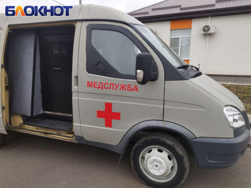 Дрон ВСУ атаковал автомобиль эвакуируемых из Северска мирных жителей