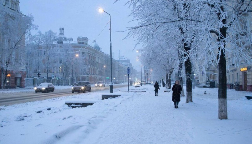 Небольшой снег и большой минус прогнозируют ЛНР