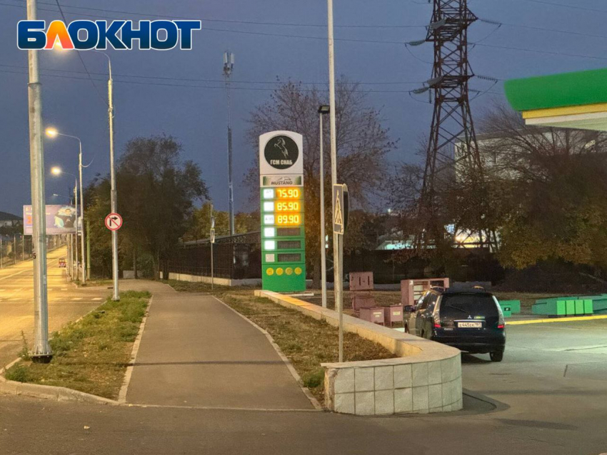 Топливный кризис в ЛНР: Минтопэнерго самоустранился от проблем с резким ростом цен на бензин