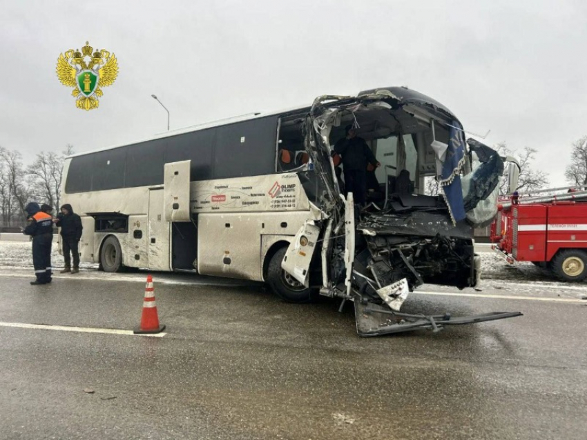 Пассажир автобуса «Москва-Стаханов» находится в реанимации