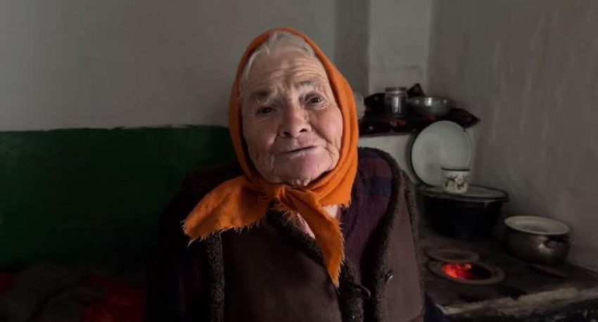 Пожилая вдова шахтера в ЛНР получила долгожданный российский паспорт