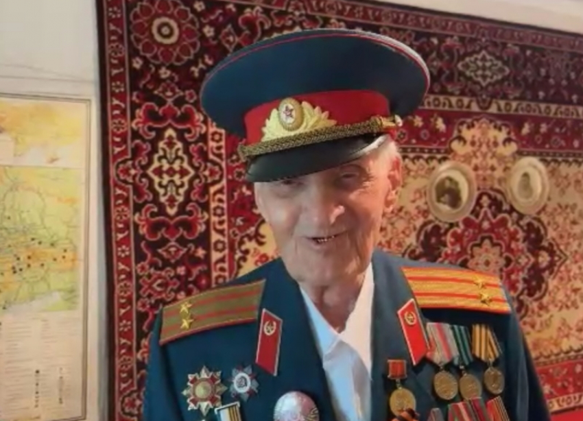 98-летний ветеран ВОВ из Луганска обратился к военнослужащим ВС РФ