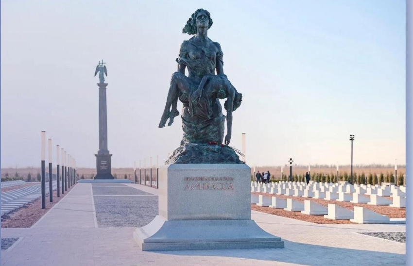 ЛНР вспоминает жертв украинской агрессии: 12 лет стойкости