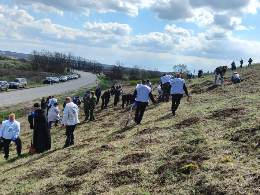 В ЛНР приступили к созданию геоглифа в форме слова «Победа»
