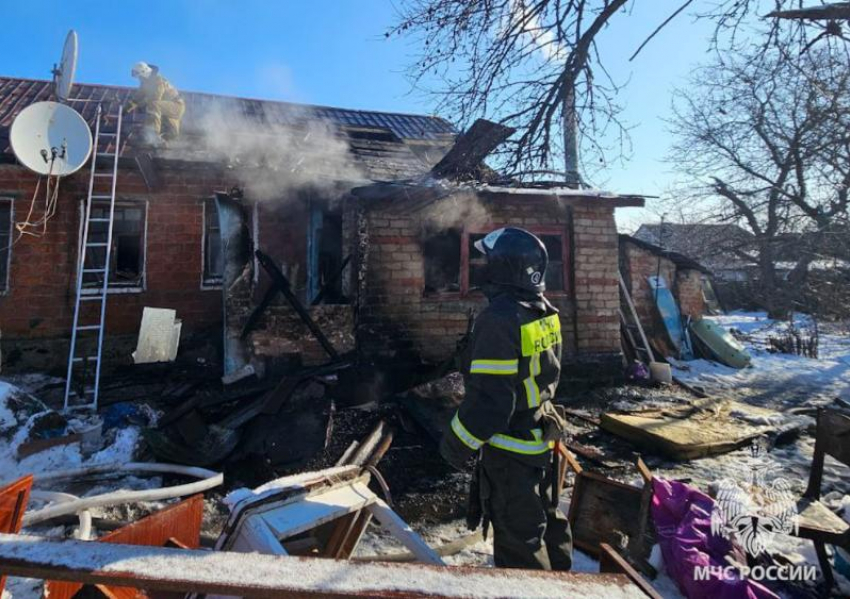 9 пожаров и один погибший в ДТП: ситуация в ЛНР за сутки