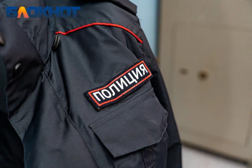 В Свердловске ЛНР местный житель украл и опустошил банковскую карточку