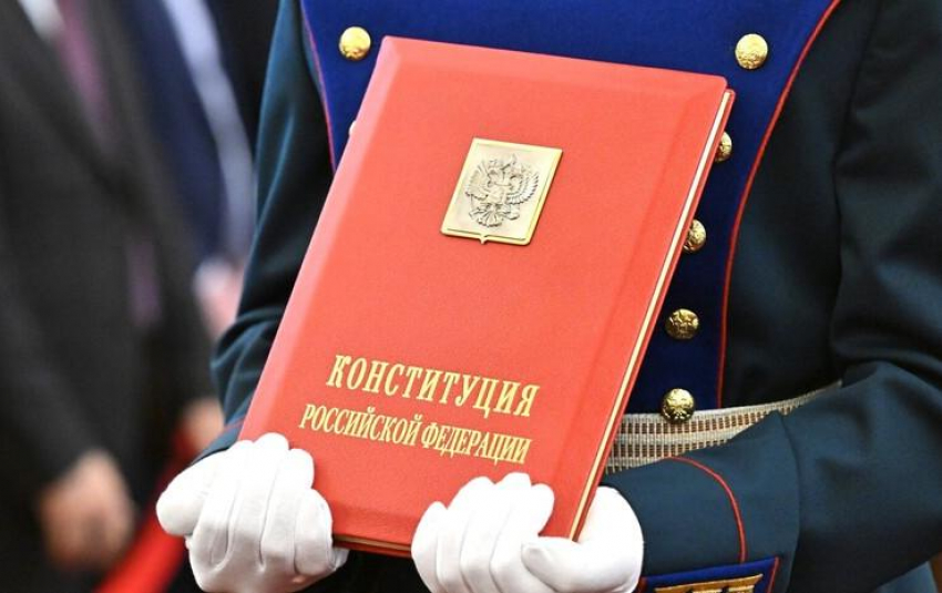 Леонид Пасечник: Конституция России закрепила судьбоносный выбор жителей ЛНР