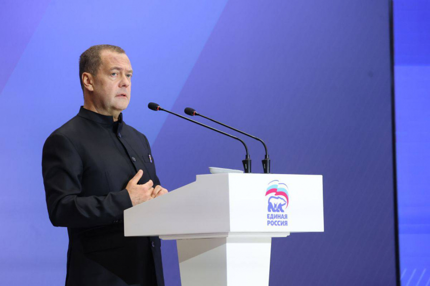 При поддержке «Единой России» в новых регионах восстановили более 250 предприятий 