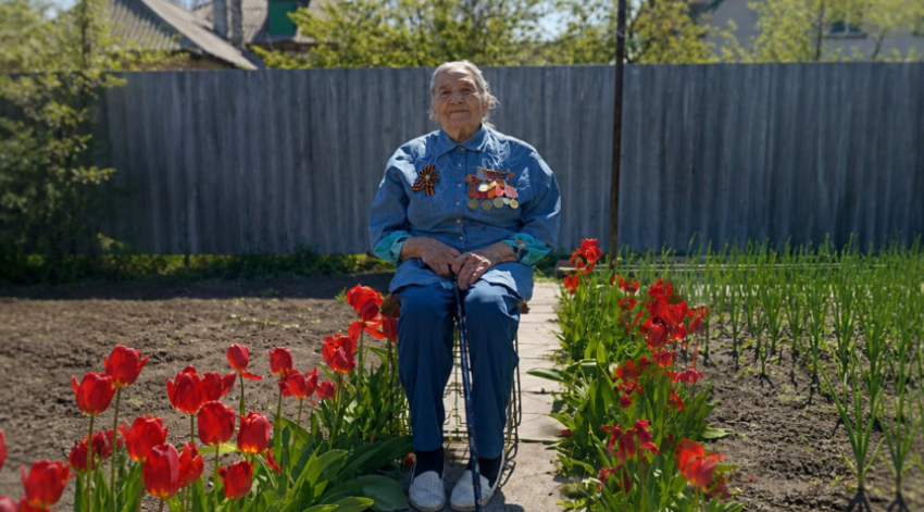 Президент России поздравил 95-летнюю жительницу Луганска