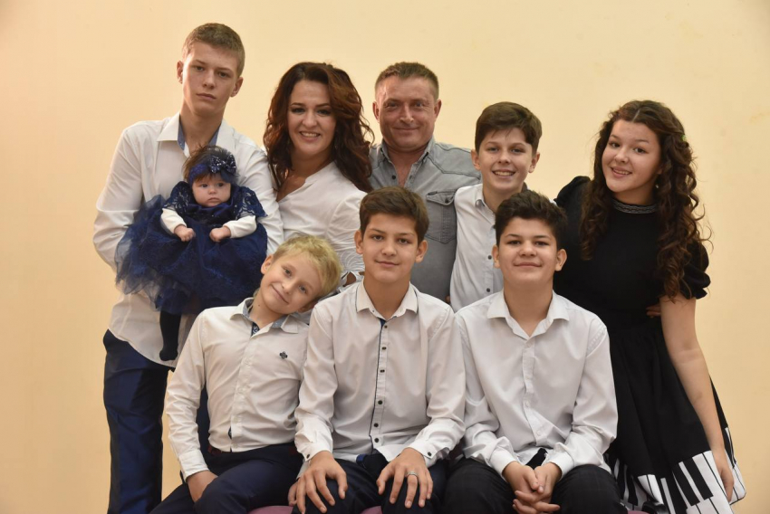 Многодетная семья представит ЛНР на всероссийском форуме «Родные – любимые» 