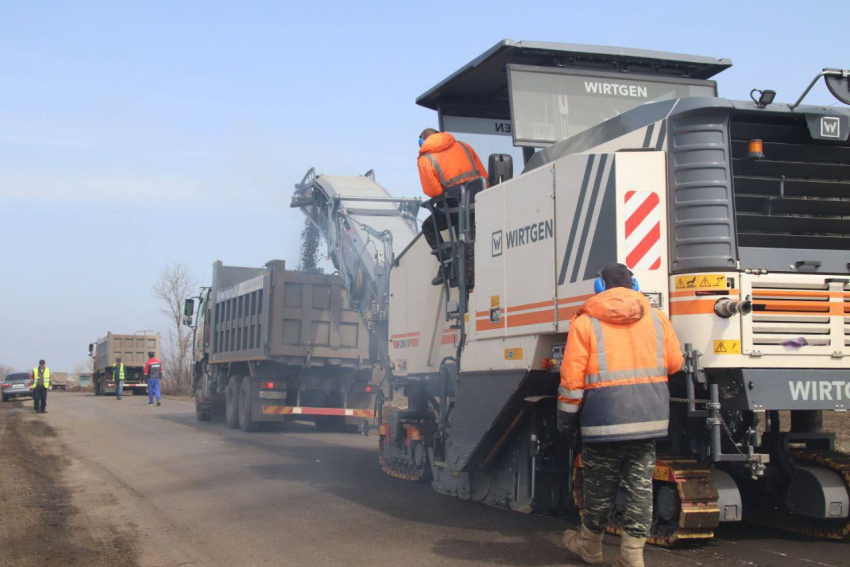 Строительство дорог в ЛНР идет с опережением графика