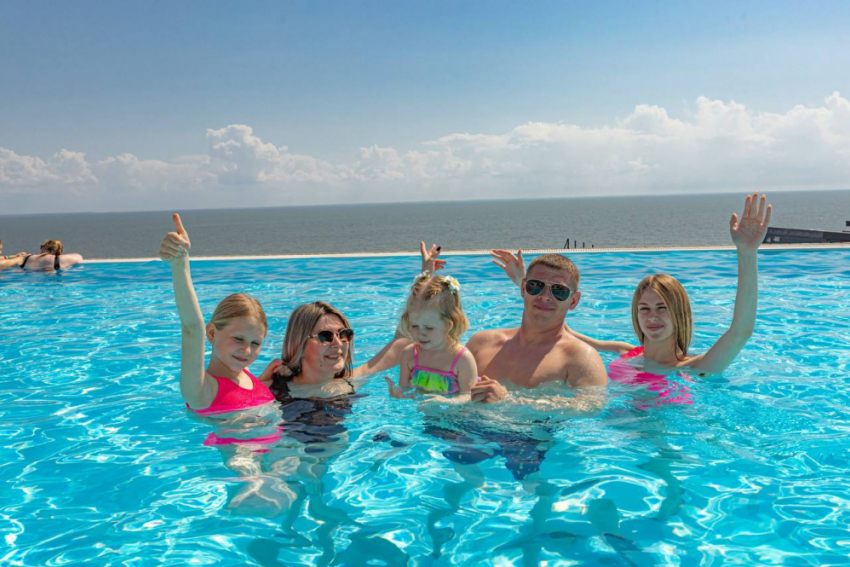 Проведите весенние каникулы мечты у моря на семейном курорте «Станция Морская»