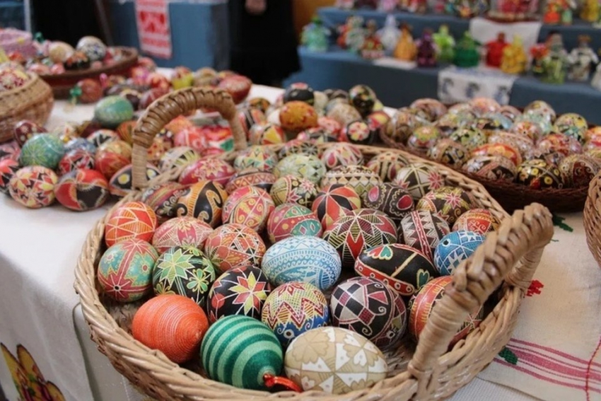 Роспись на яйце из Свердловска может стать культурным достоянием ЛНР