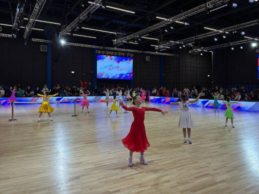 Дети из ЛНР впервые за долгое время стали участниками Всероссийских соревнований по танцам в Краснодаре 
