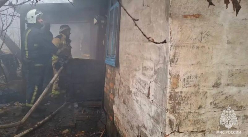 Из-за кустарного обогревателя в ЛНР сгорел мужчина 